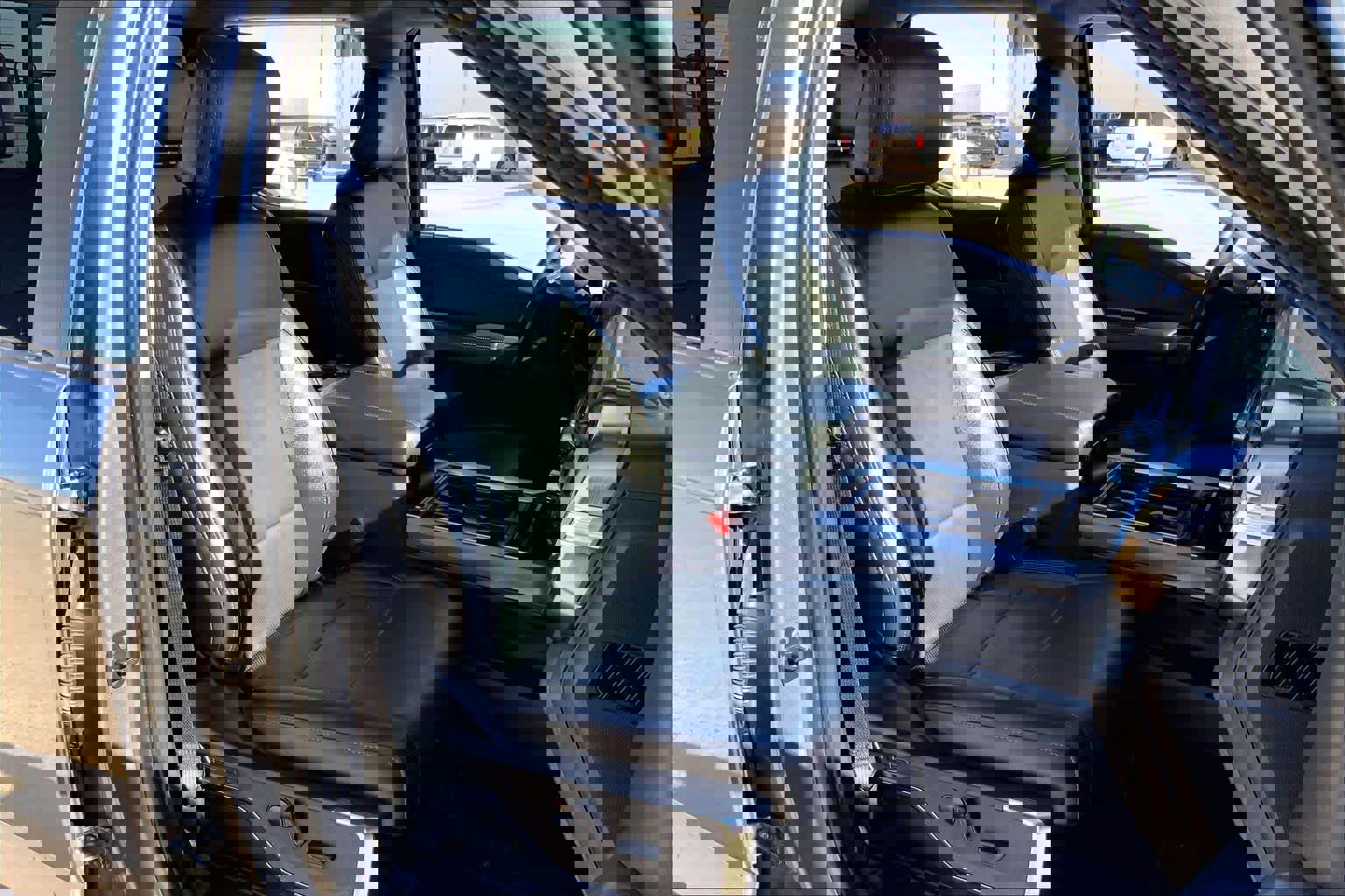 Used 2024 Ford F250 Lariat image 9