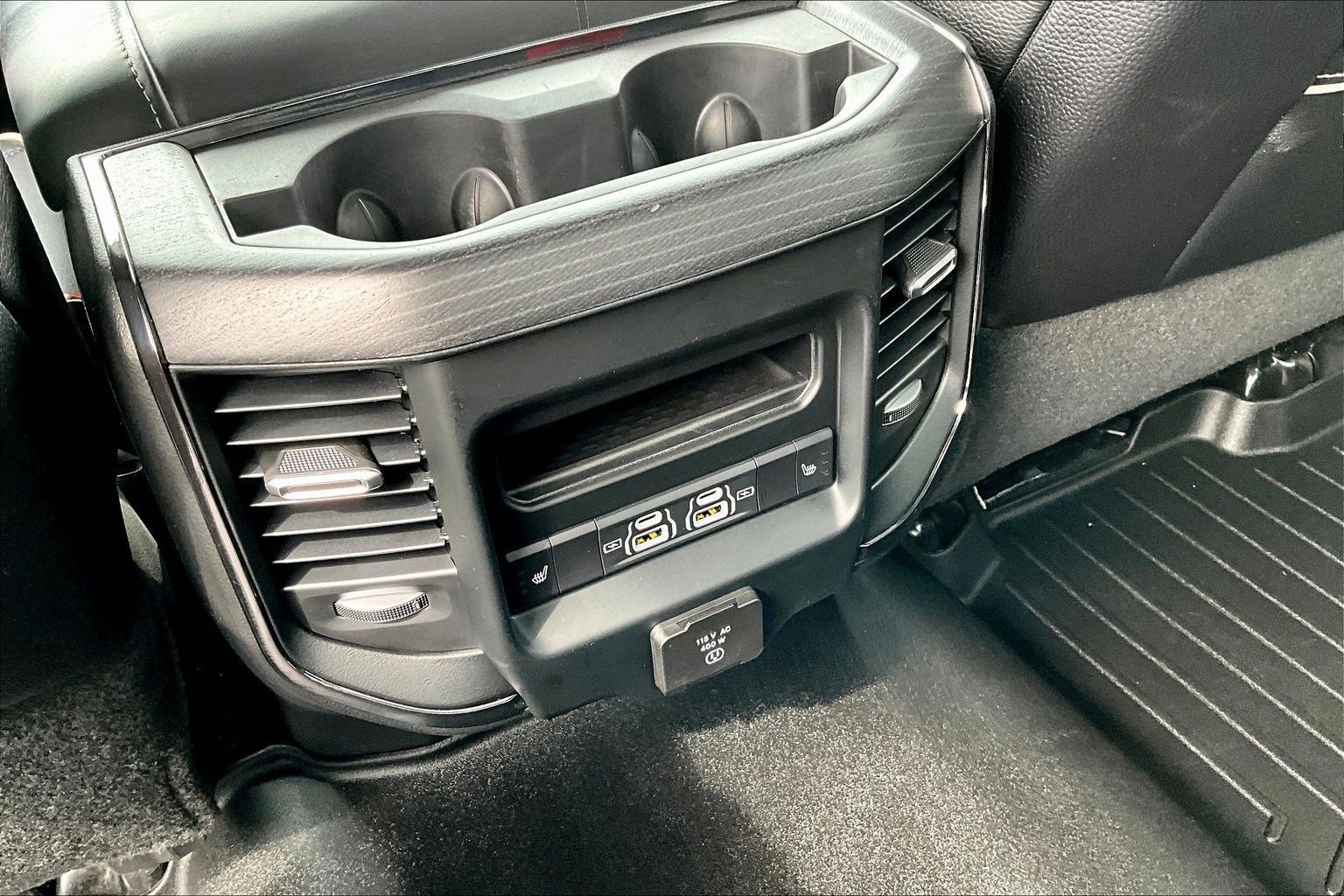 Used 2024 RAM 2500 Limited AWD/4WD image 11