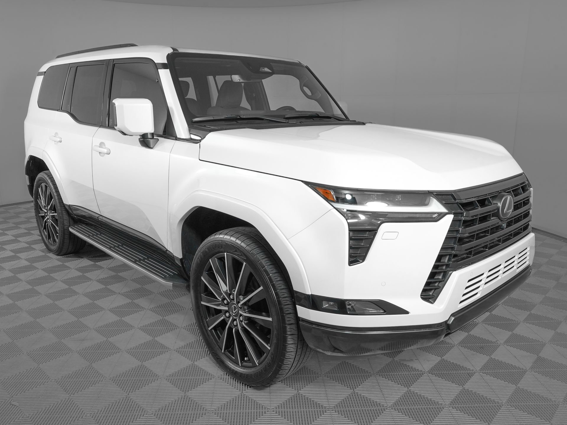 Used 2024 Lexus GX 550 w/ Cold Area Package image 3
