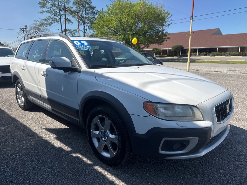 Used 2009 Volvo XC70 T6 image 3
