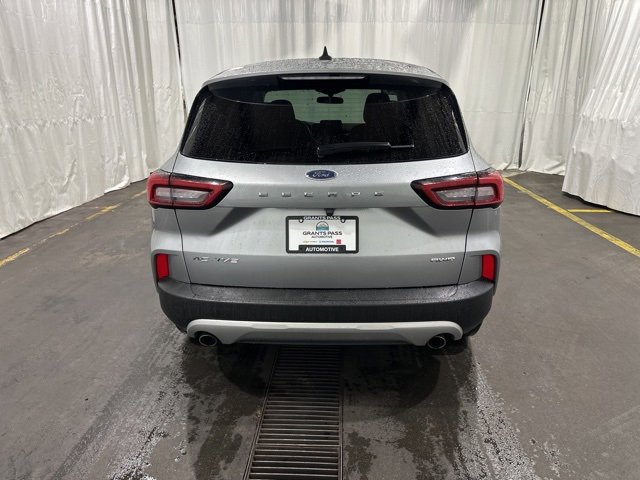 Used 2024 Ford Escape Active image 4