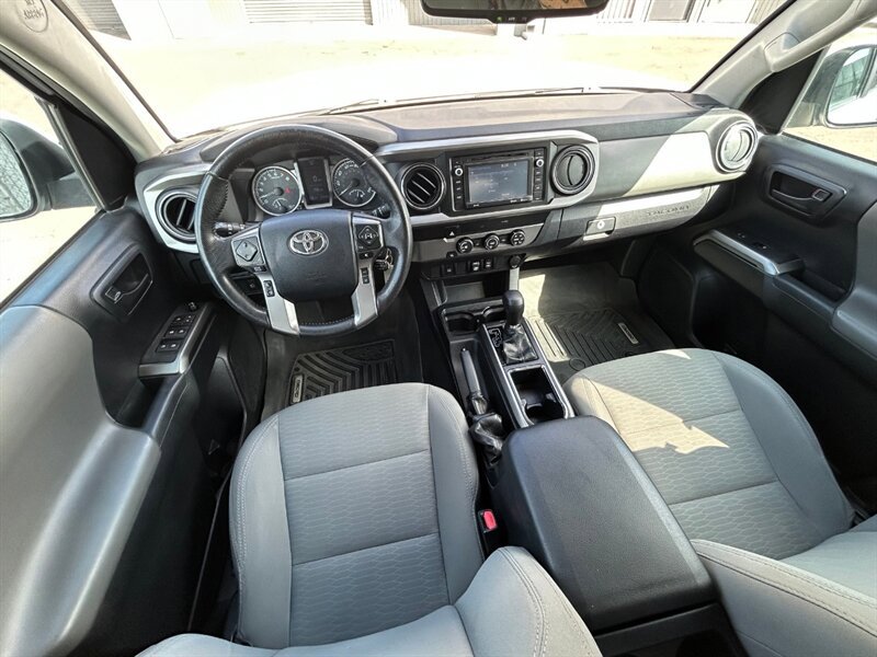 Used 2019 Toyota Tacoma SR5 RWD image 13
