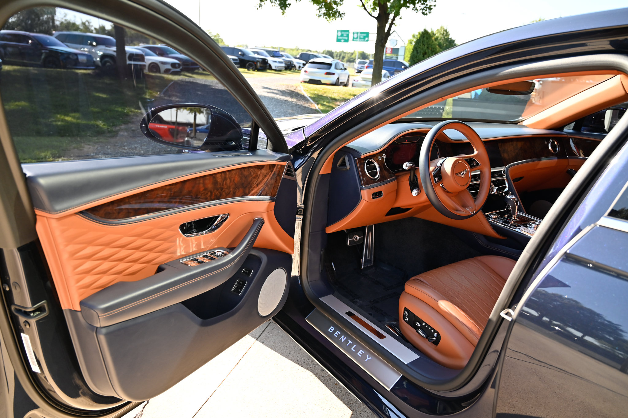 Used 2022 Bentley Flying Spur V8 AWD/4WD image 15
