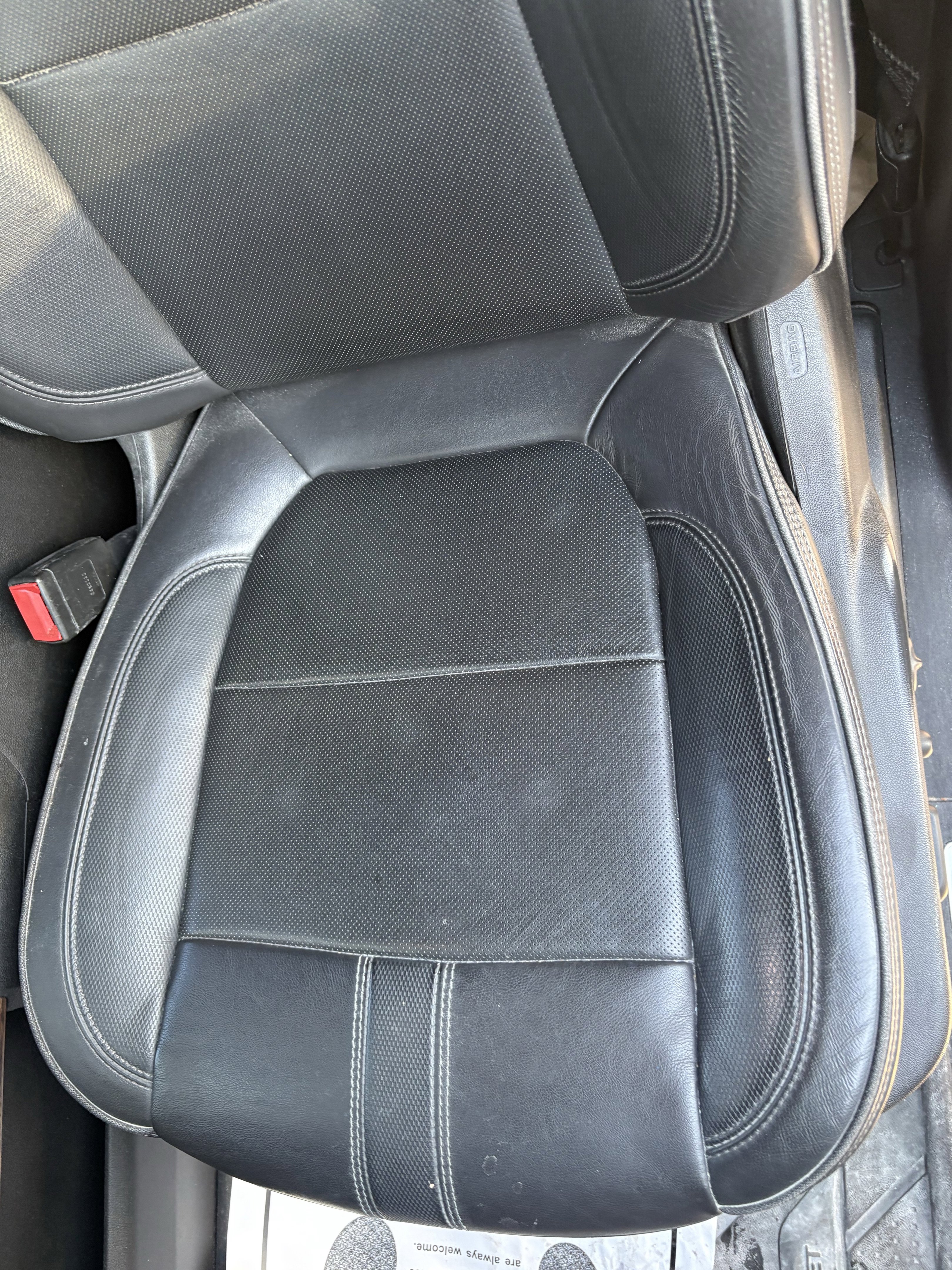 Used 2022 Chevrolet Silverado 1500 High Country w/ Technology Package image 9