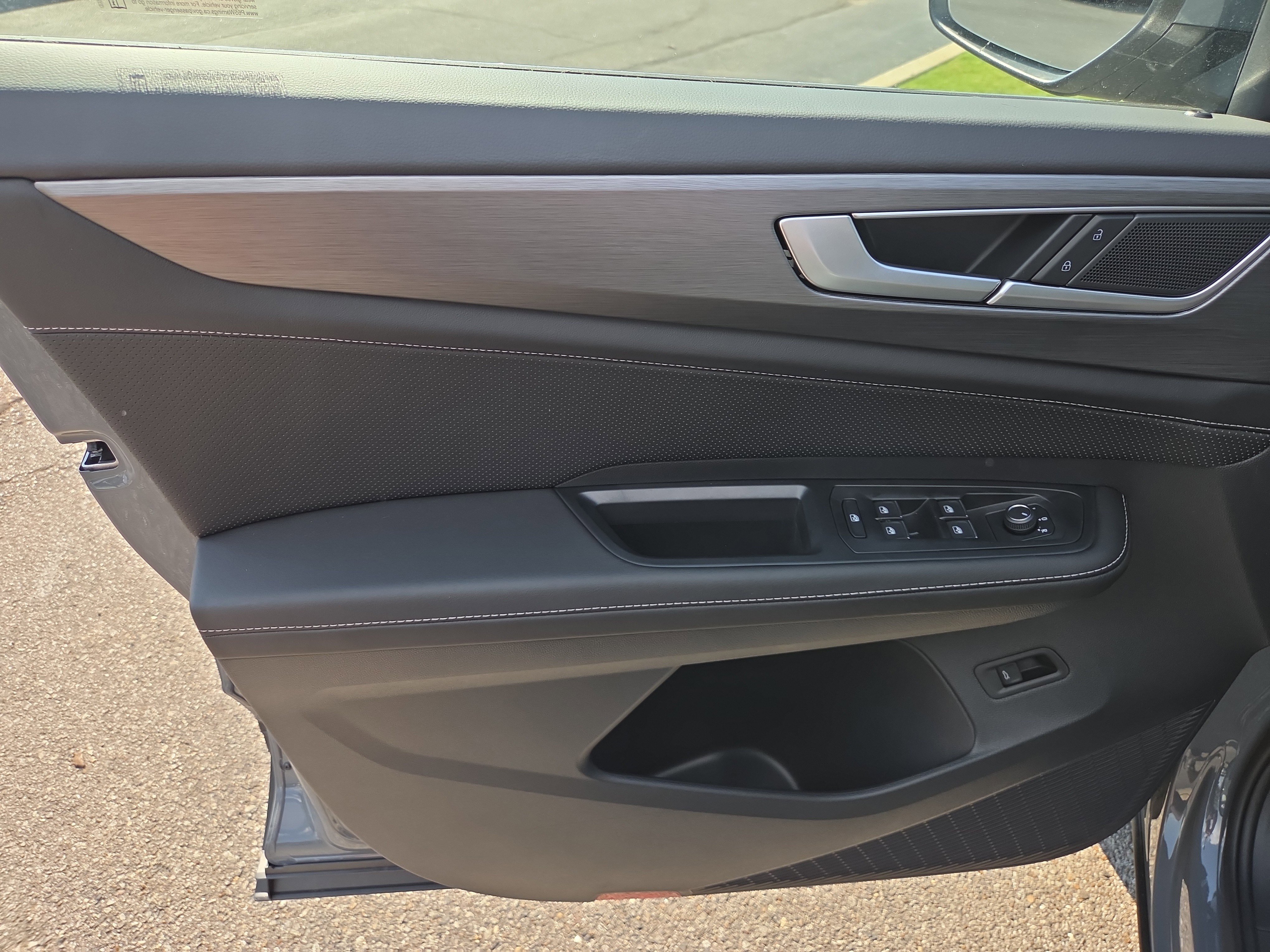 New 2026 Volkswagen Atlas Cross Sport SE image 5