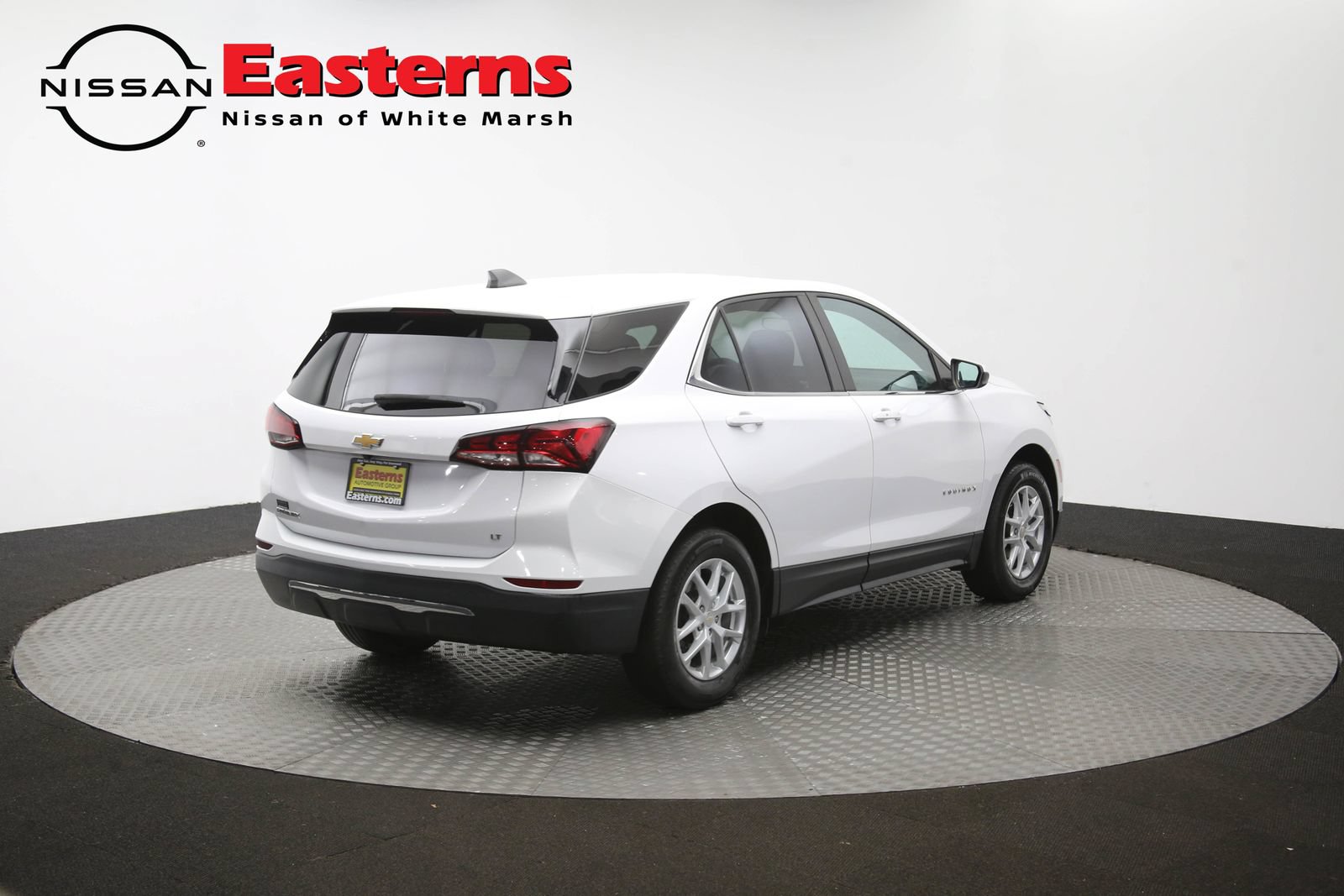 Used 2022 Chevrolet Equinox LT FWD image 39