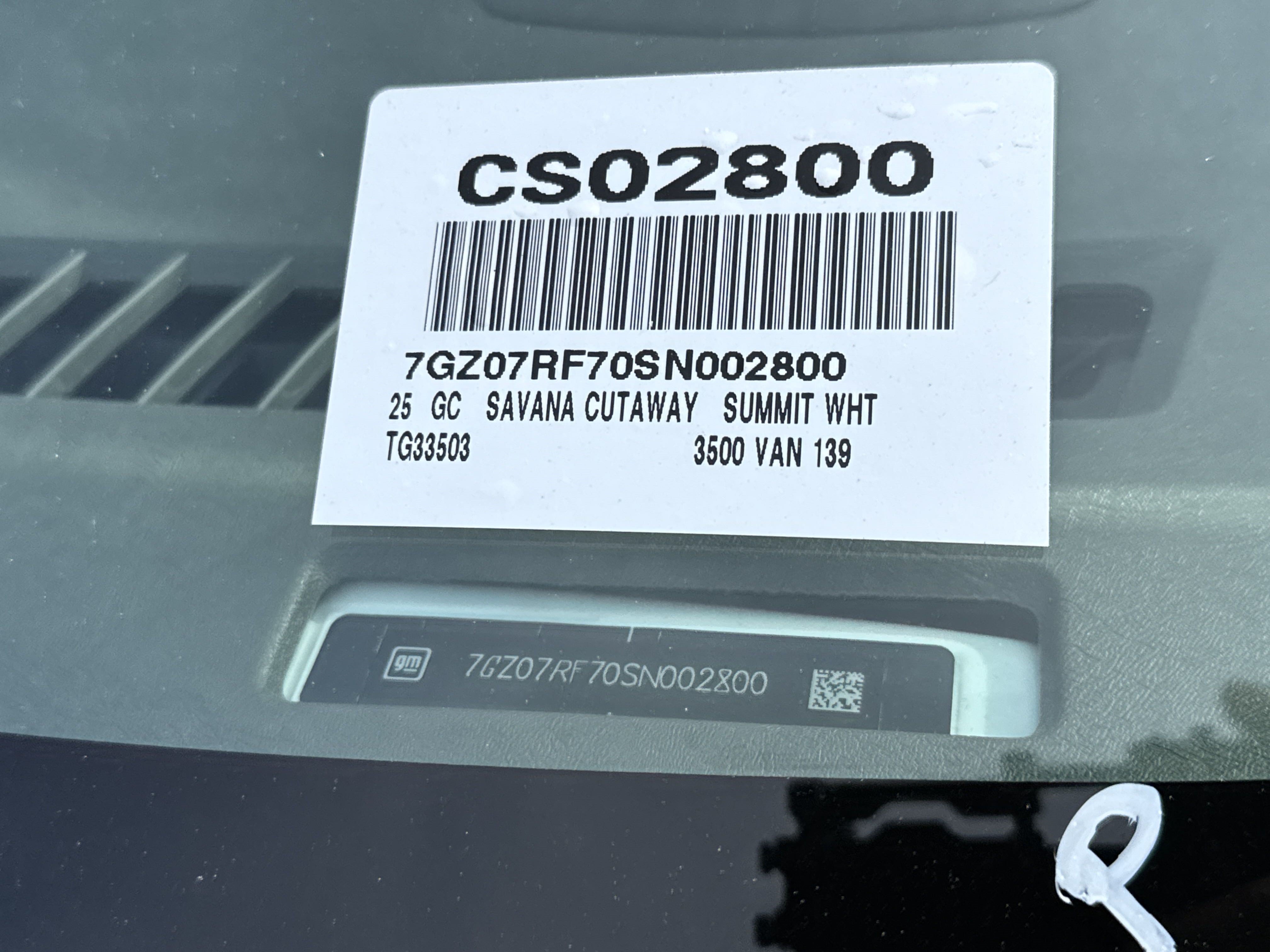 New 2025 GMC Savana 3500 w/ Power Convenience Package RWD image 34