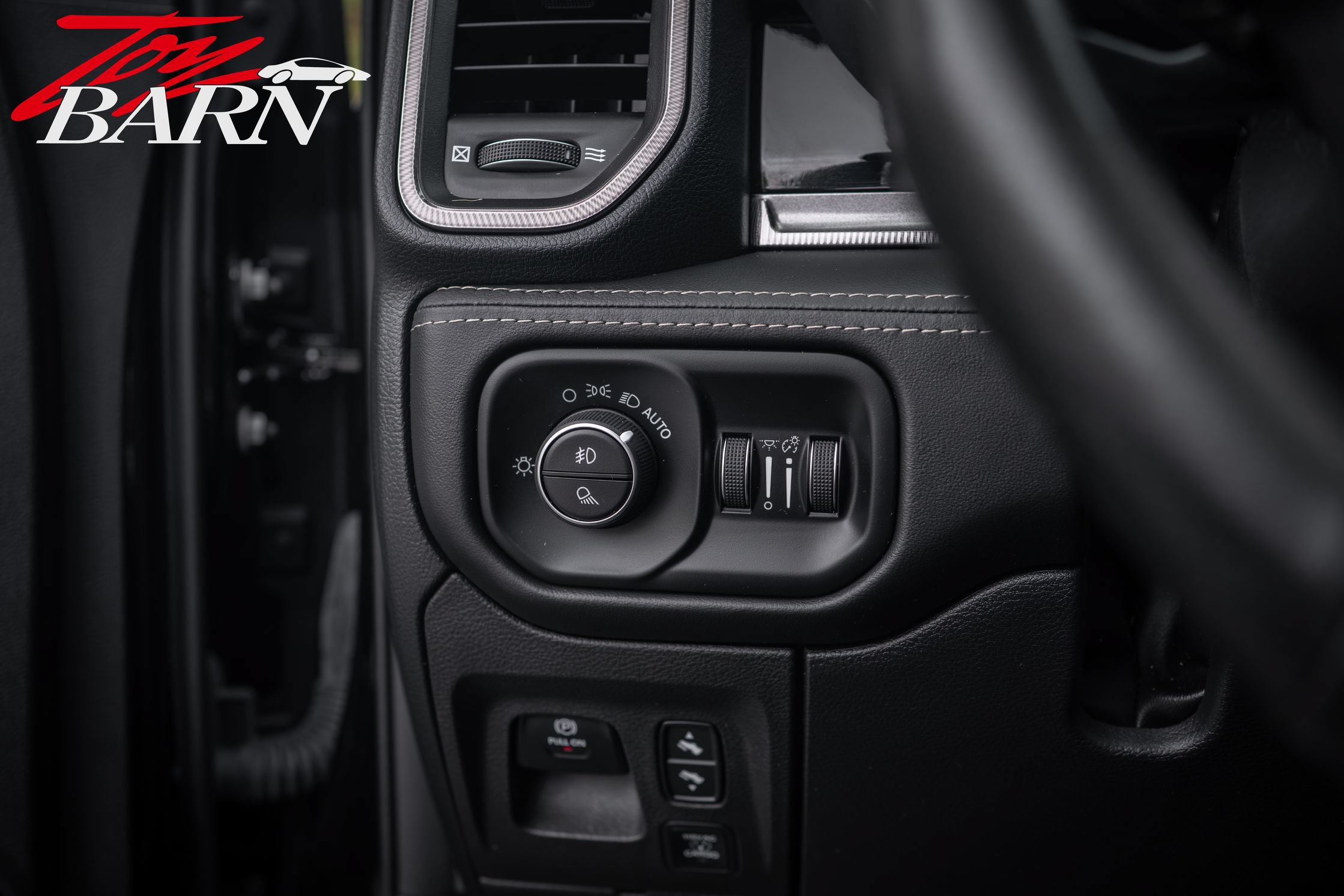 Used 2025 RAM 1500 RHO w/ RHO Level 1 Equipment Group AWD/4WD image 26