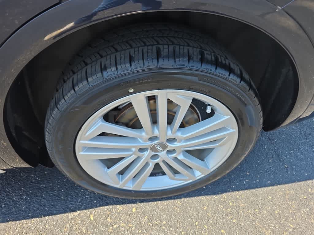 Used 2018 Audi Q5 Prestige w/ Prestige Package AWD/4WD image 29