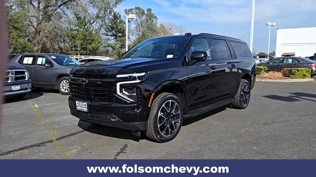 New 2026 Chevrolet Suburban RST image 5