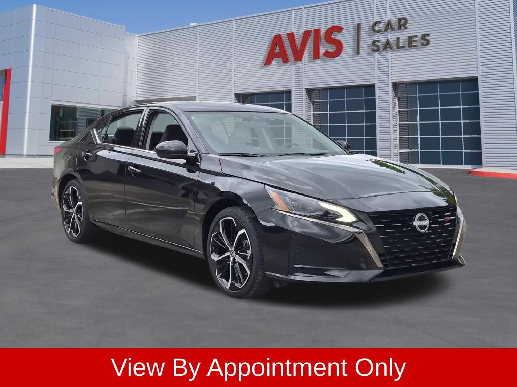 Used 2025 Nissan Altima 2.5 SR FWD image 3