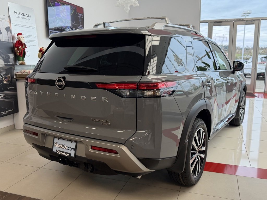 New 2025 Nissan Pathfinder Platinum w/ Cargo Package image 7