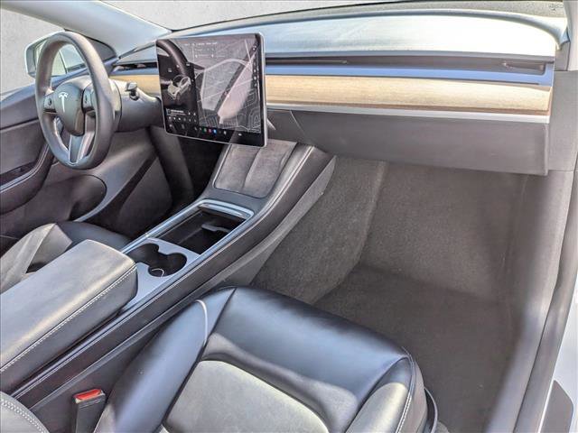 Used 2021 Tesla Model Y Long Range image 23