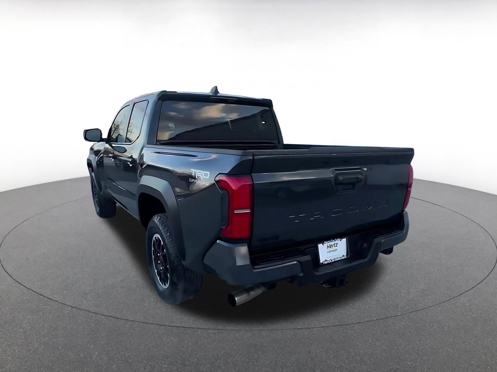 Used 2025 Toyota Tacoma TRD Off-Road image 9