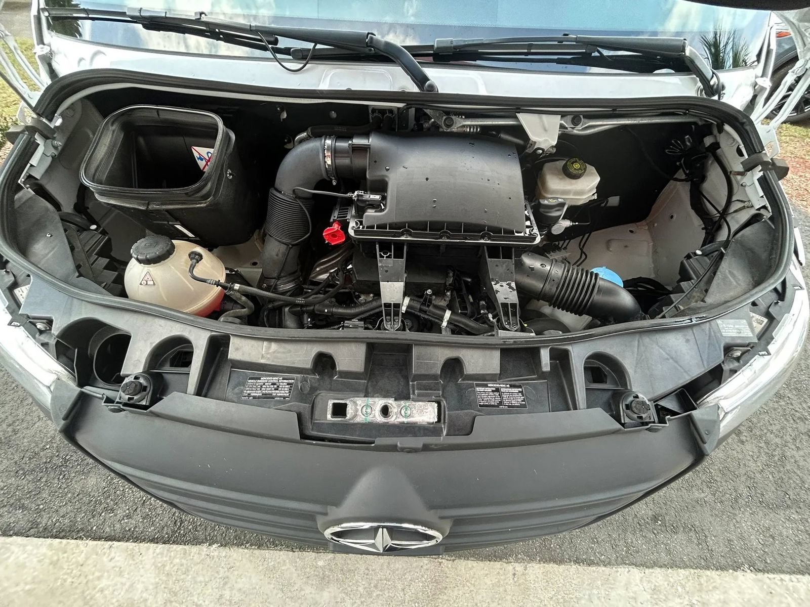 Used 2023 Mercedes-Benz Sprinter 2500 image 16