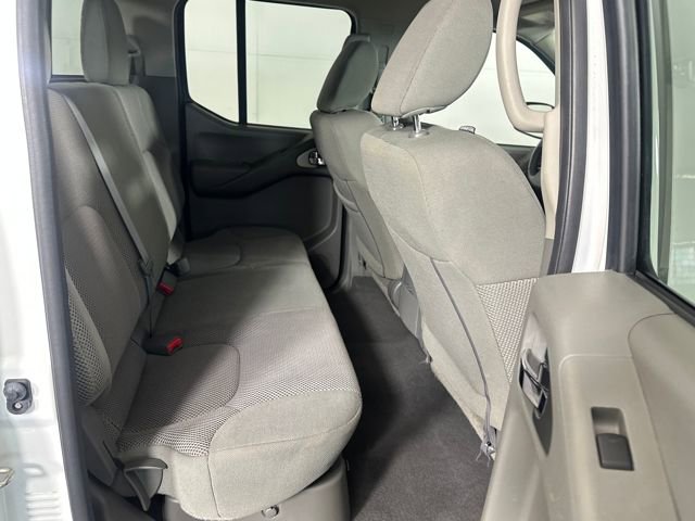 Used 2020 Nissan Frontier SV image 35