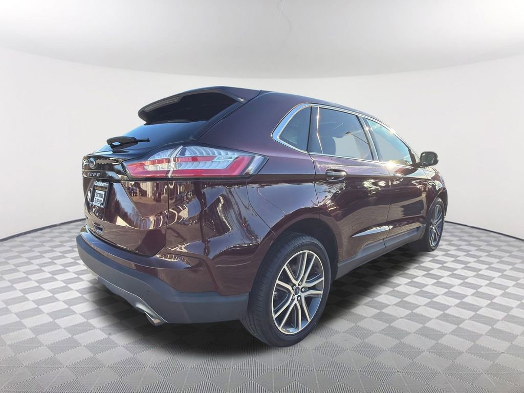 Used 2021 Ford Edge Titanium image 5