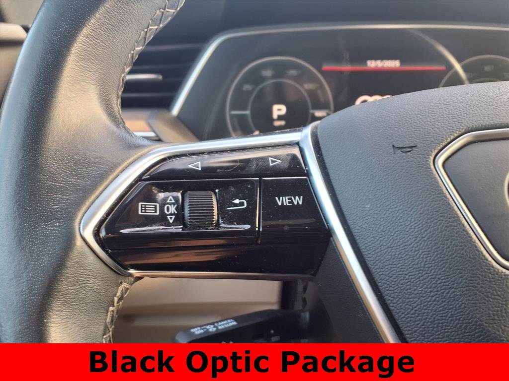 Used 2024 Audi Q8 e-tron Premium Plus w/ Premium Plus Package image 20