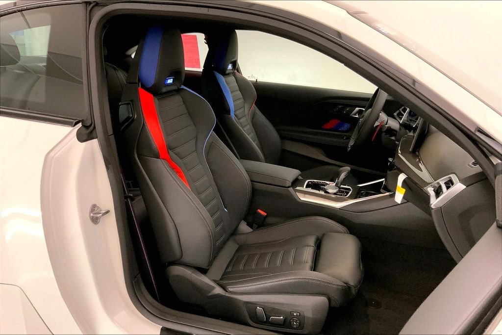 New 2026 BMW M2 w/ Lighting Package RWD image 7