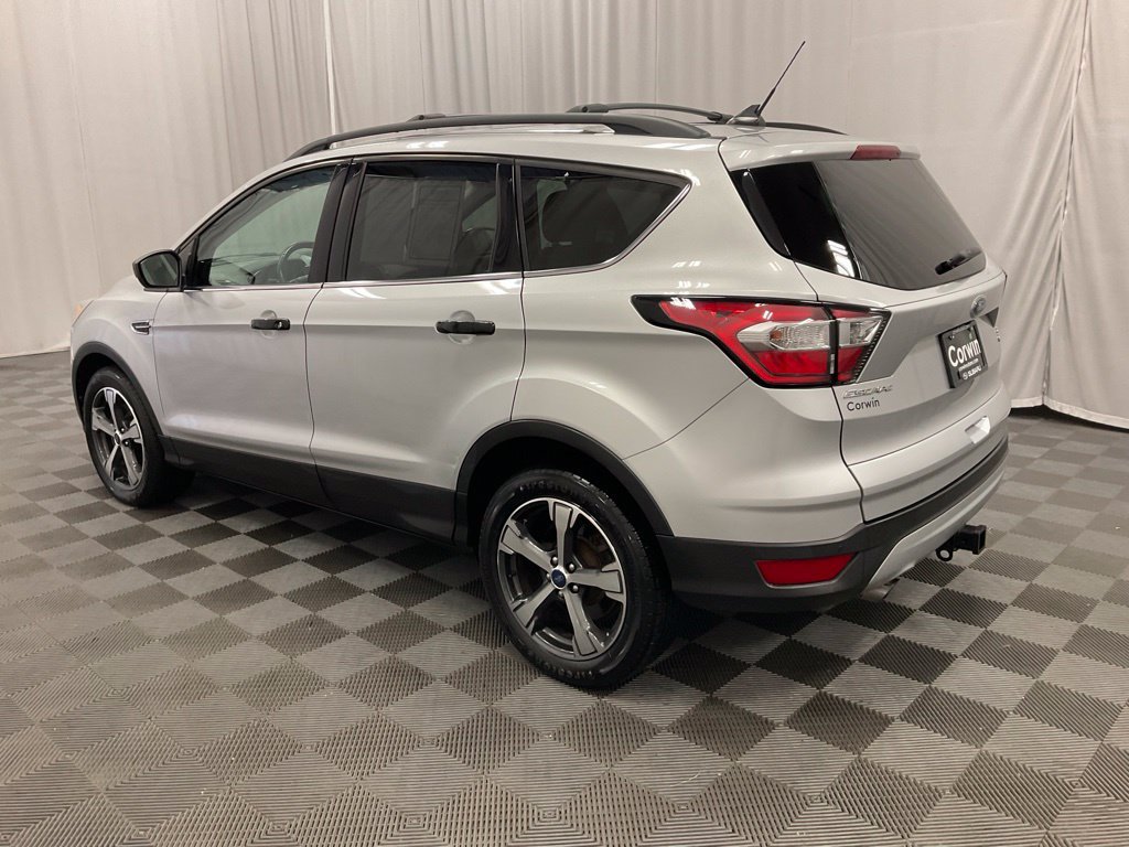 Used 2018 Ford Escape SEL w/ Ford Safe & Smart Package AWD/4WD image 8