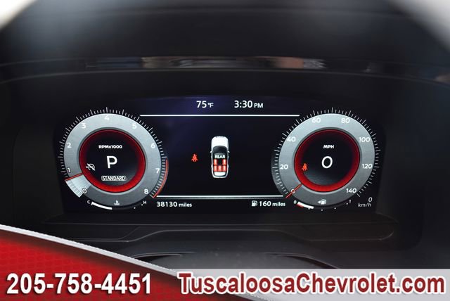 Used 2024 Nissan Pathfinder Platinum FWD image 38