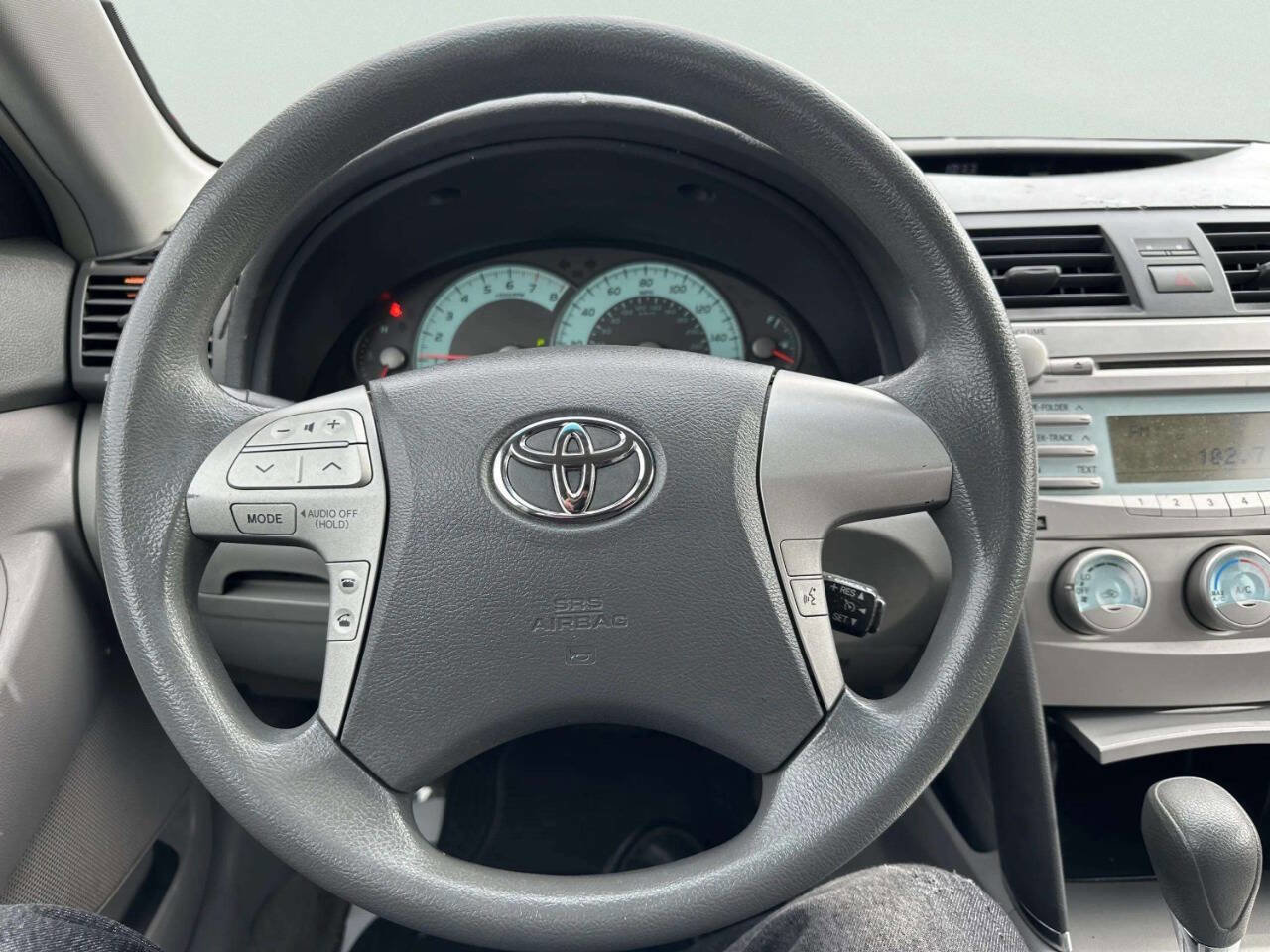 Used 2009 Toyota Camry LE FWD image 21