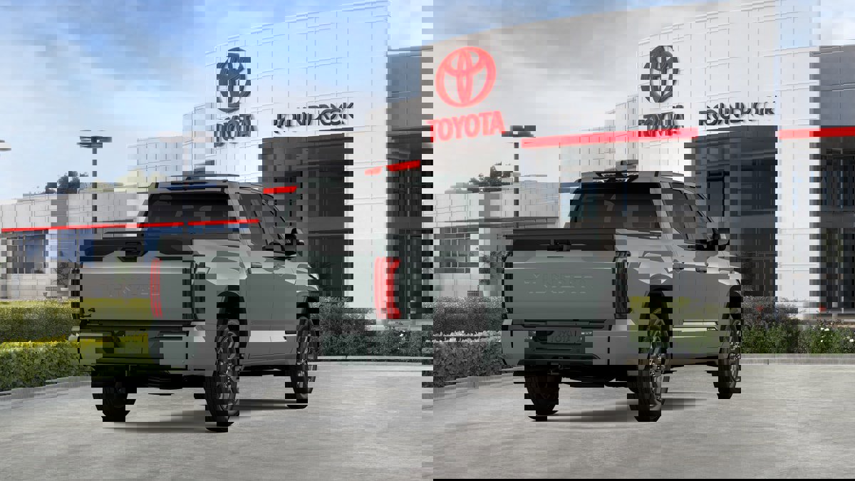 New 2026 Toyota Tundra Platinum image 9