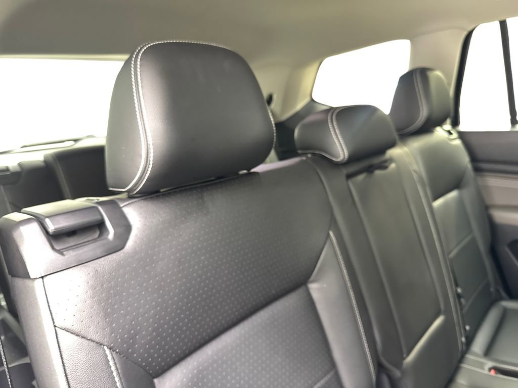 Used 2022 Volkswagen Atlas SE w/ Panoramic Sunroof Package FWD image 44