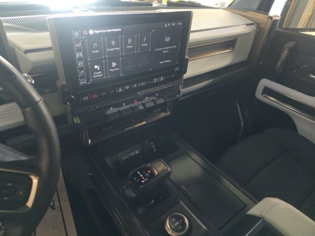 Used 2025 GMC Hummer EV 3X w/ LPO, Sport Package image 11