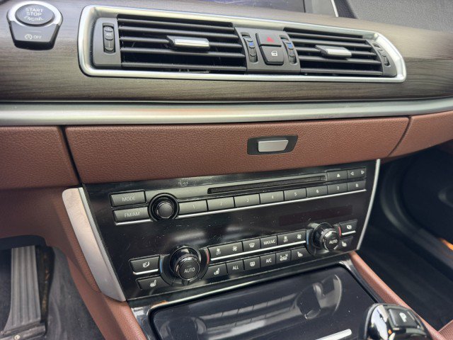 Used 2013 BMW 550i Gran Turismo xDrive AWD/4WD image 30