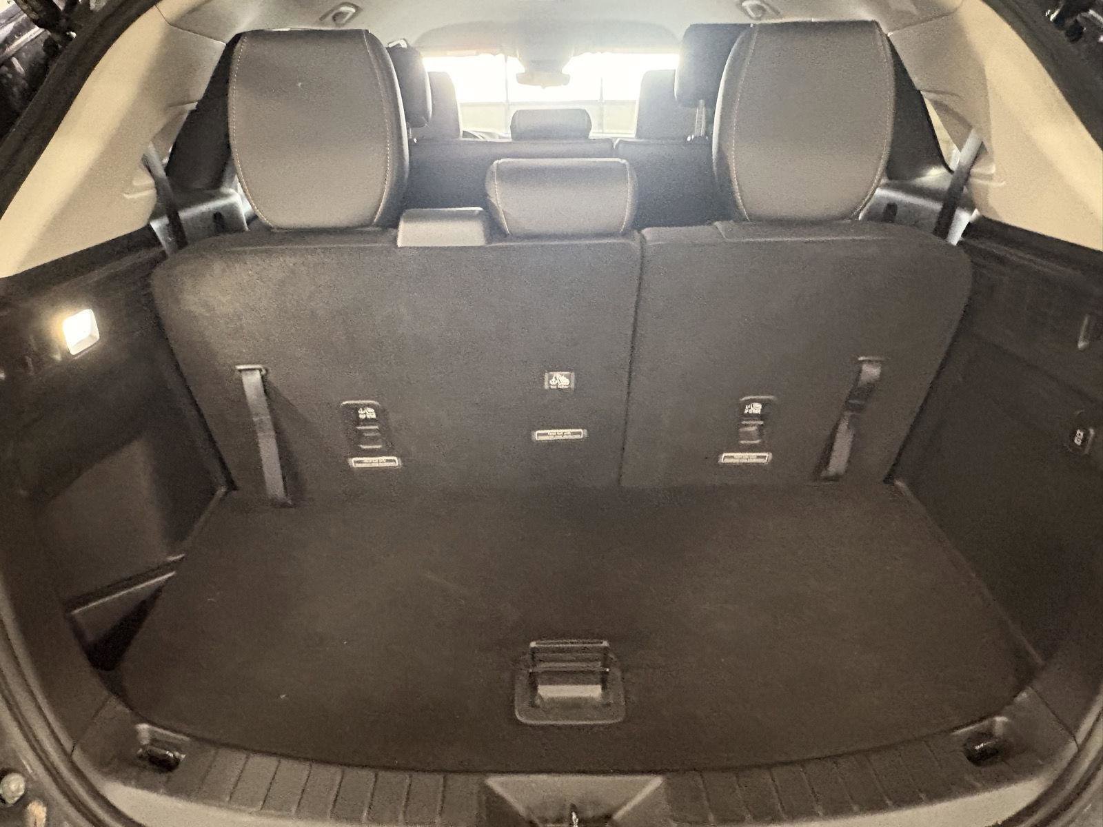 Used 2024 MAZDA CX-90 3.3 Turbo w/ Select Package image 14