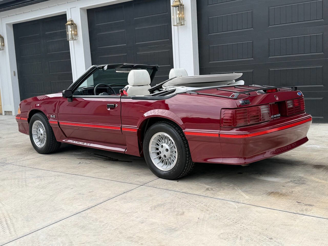Used 1988 Ford Mustang GT image 65