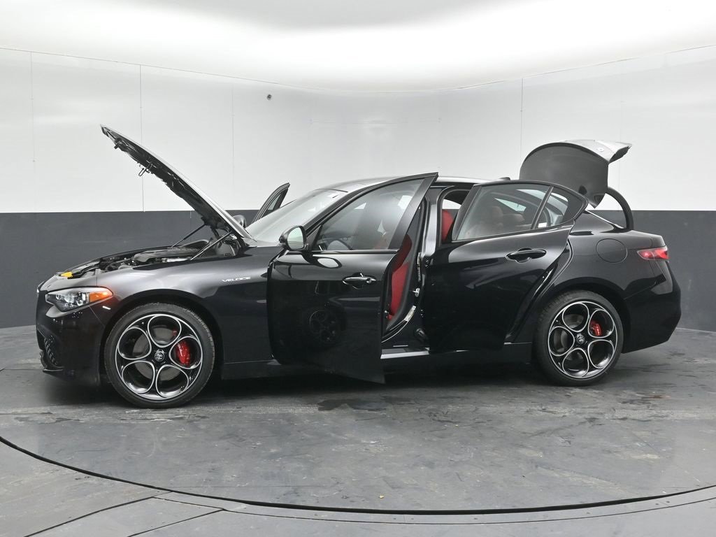 New 2026 Alfa Romeo Giulia AWD w/ Driving Assist Package image 55