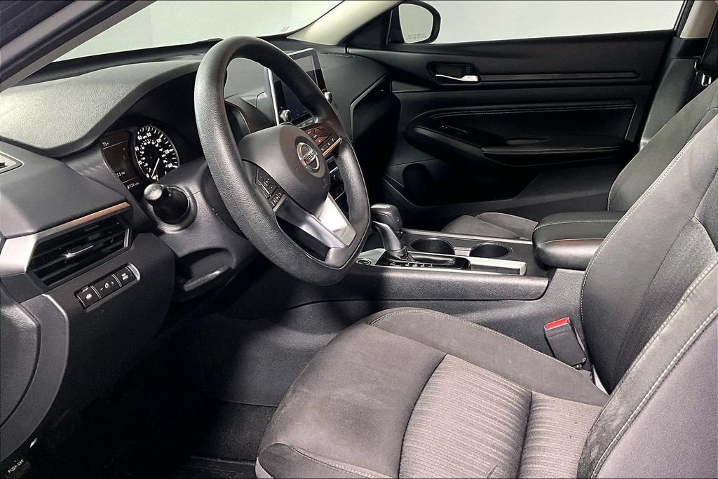 Used 2019 Nissan Altima 2.5 S FWD image 13