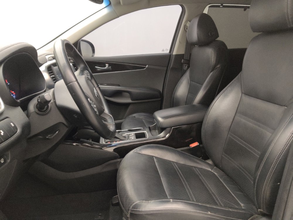 Used 2018 Kia Sorento EX image 17