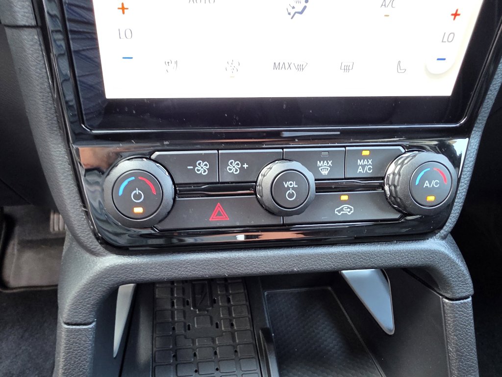 Used 2024 Ford Ranger Lariat w/ FX4 Off-Road Package image 19