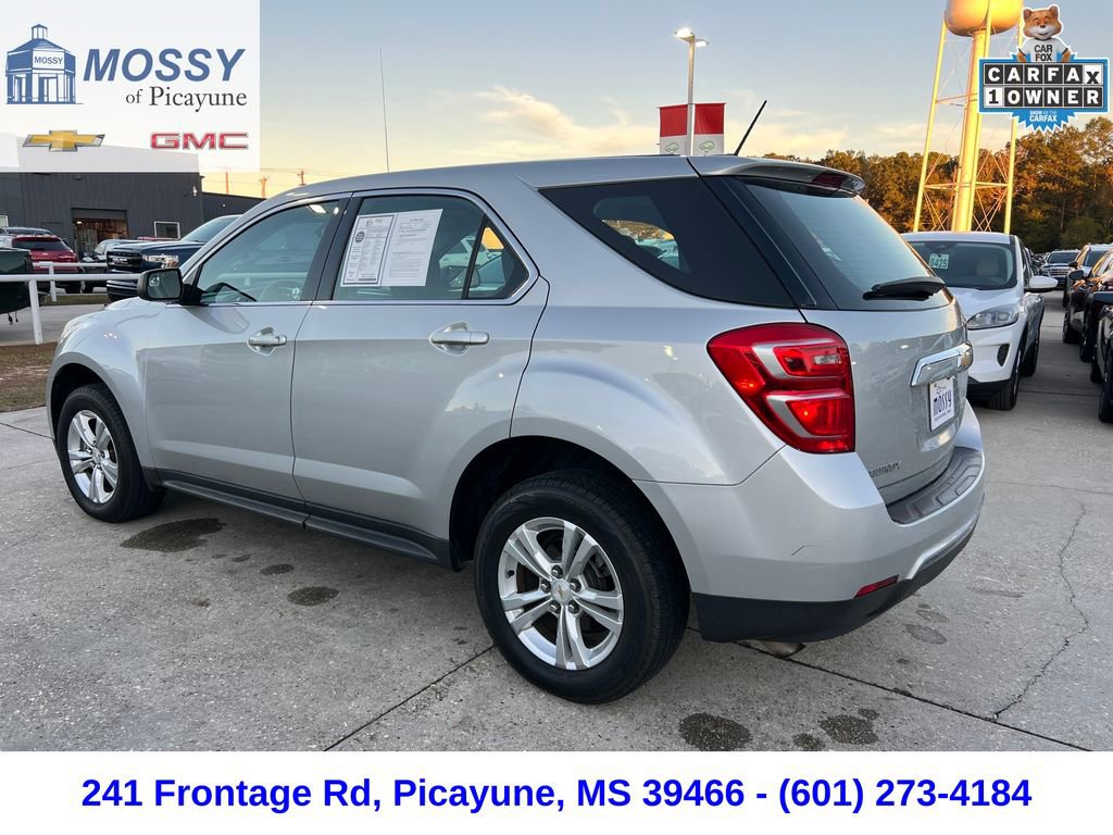 Used 2017 Chevrolet Equinox LS image 3