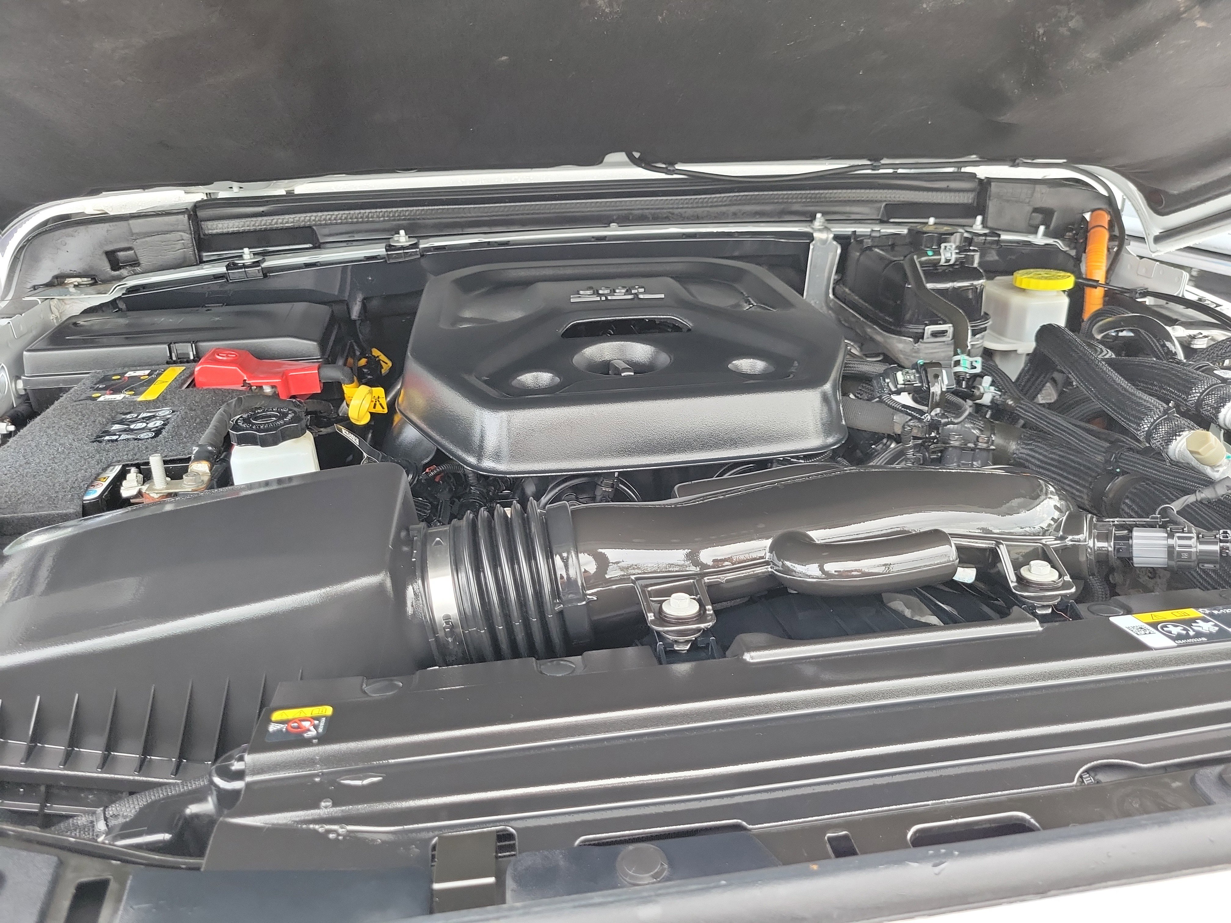 Used 2023 Jeep Wrangler Unlimited Rubicon 4xe image 24