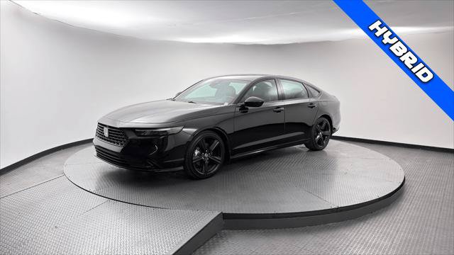 Used 2023 Honda Accord Sport image 2