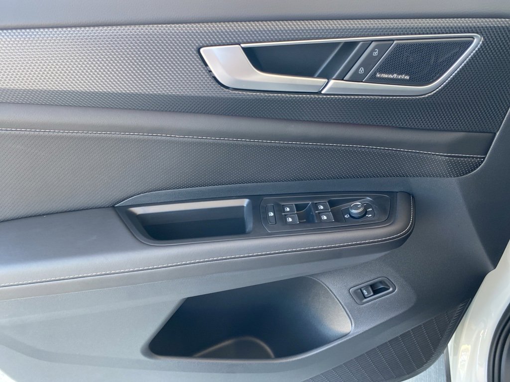 New 2025 Volkswagen Atlas Cross Sport SEL Premium R-Line image 25