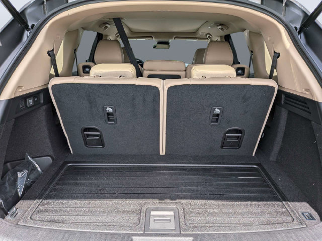 Used 2026 Acura MDX w/ Technology Package FWD image 14