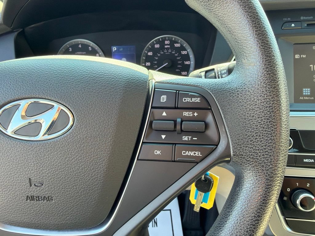 Used 2017 Hyundai Sonata SE FWD image 25