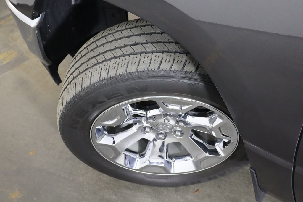 Used 2023 RAM 1500 Big Horn AWD/4WD image 38