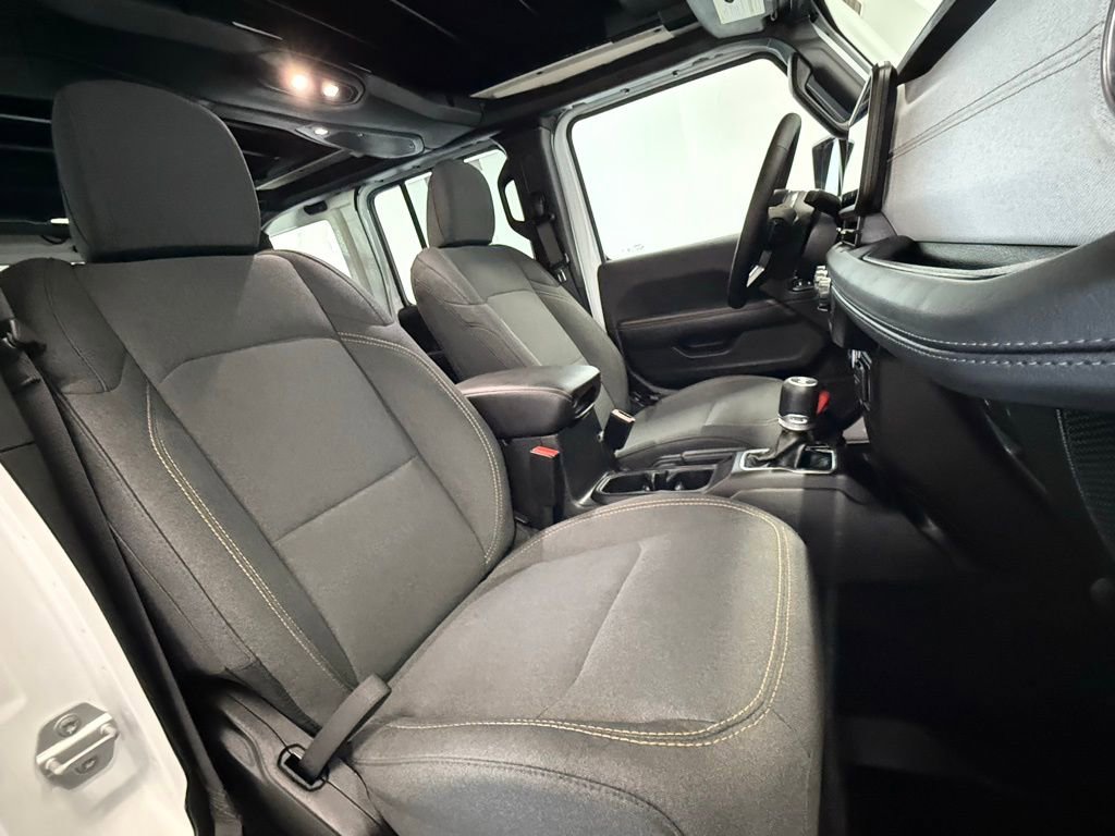 Used 2024 Jeep Wrangler Sahara w/ Safety Group image 23