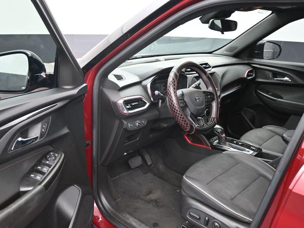 Used 2023 Chevrolet TrailBlazer RS image 10