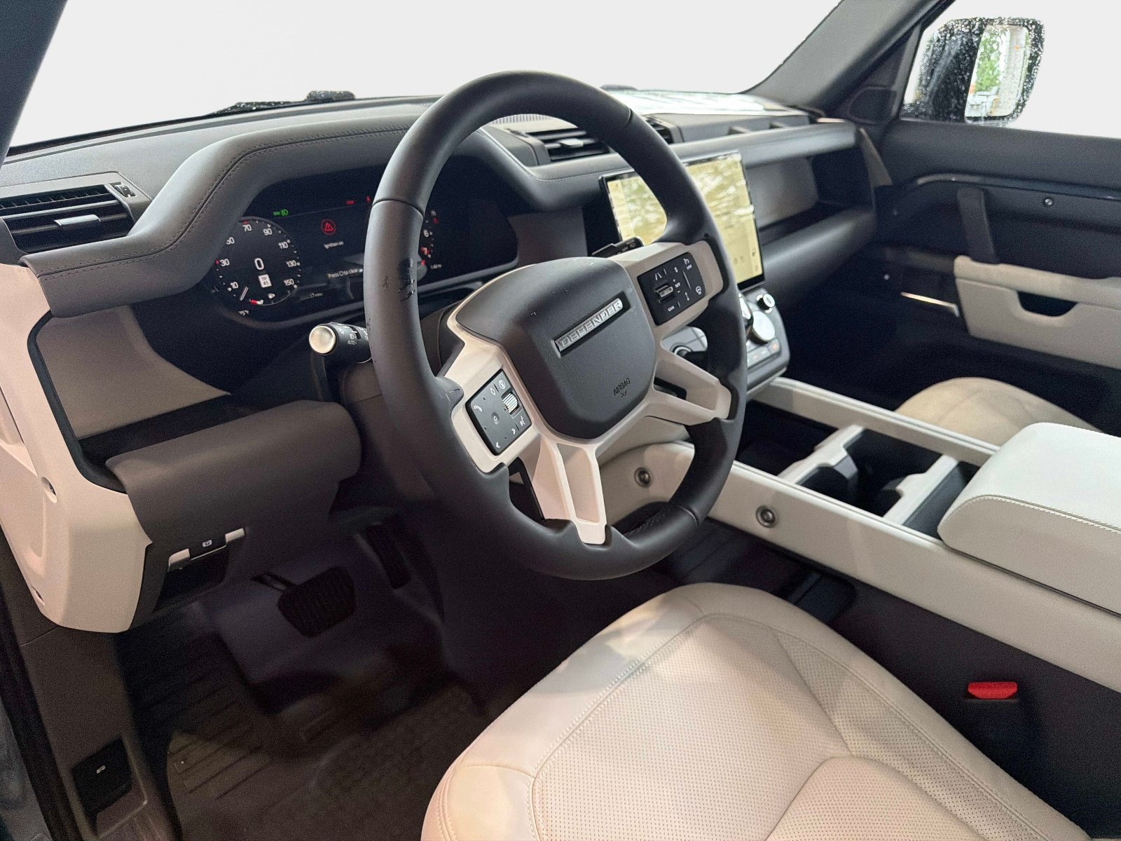 New 2026 Land Rover Defender 110 X-Dynamic SE AWD/4WD image 17