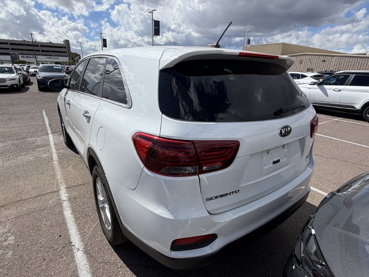 Used 2020 Kia Sorento LX AWD/4WD image 8