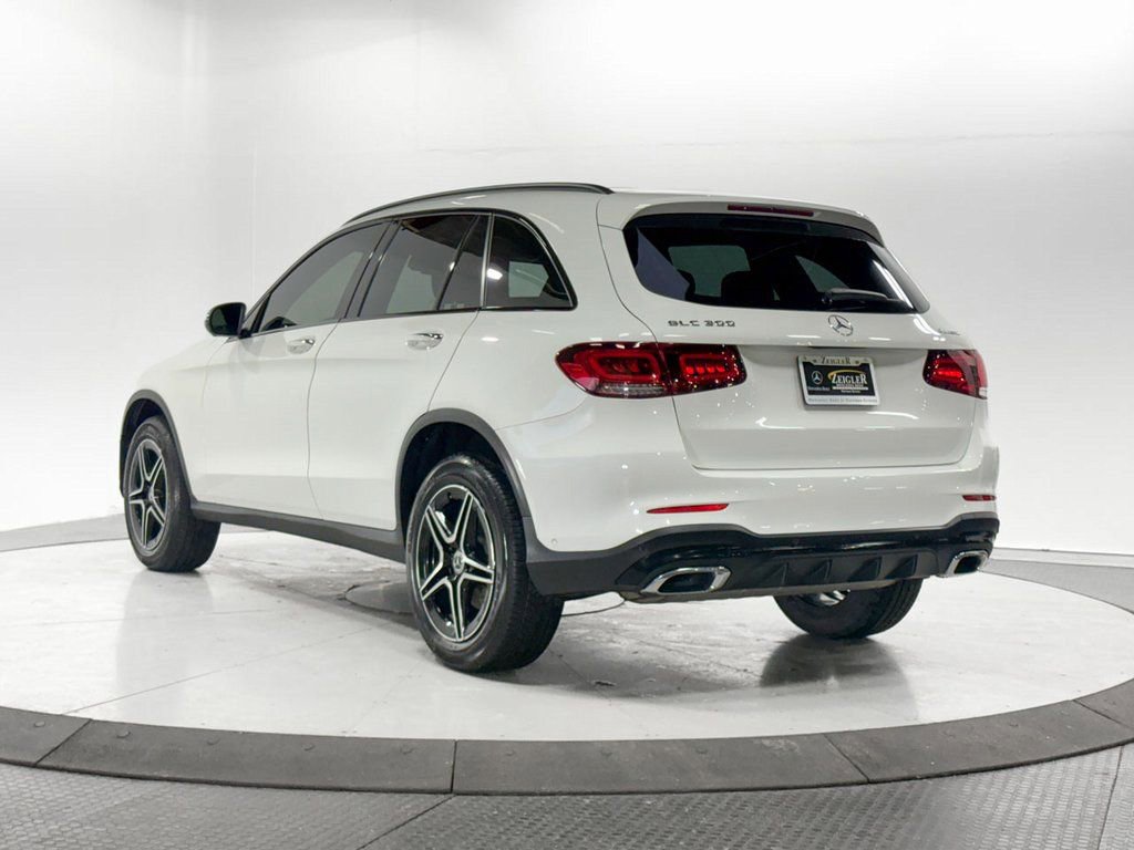 Certified 2022 Mercedes-Benz GLC 300 4MATIC w/ AMG Line image 27