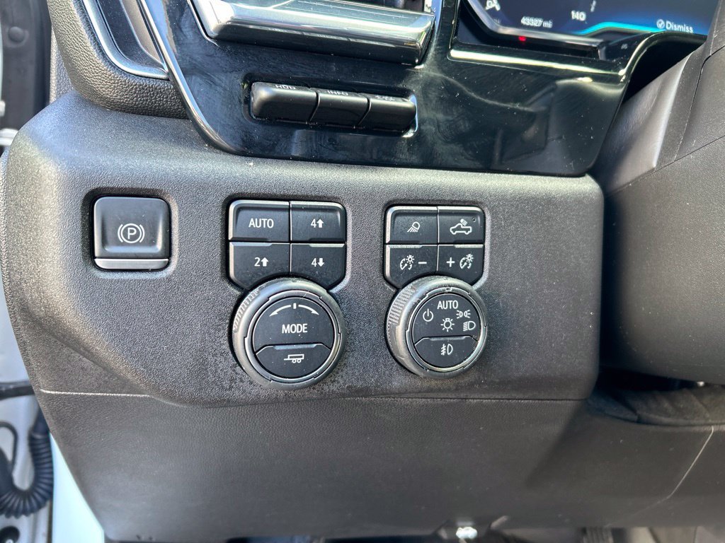 Used 2024 Chevrolet Silverado 1500 LTZ w/ Technology Package AWD/4WD image 25