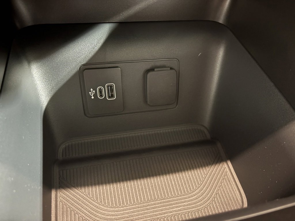 New 2026 Ford Explorer Active w/ Active Comfort Package image 13